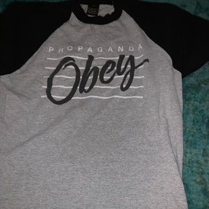 3/4 Henley obey shirt
